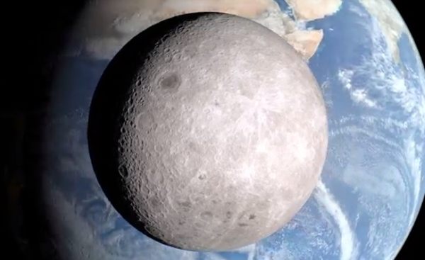 NASAが公開した月の裏側。静かの海