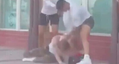 「喧嘩動画。弱男をボコボコにしてたDQNがいつの間にか重傷で敗北…」　ほか