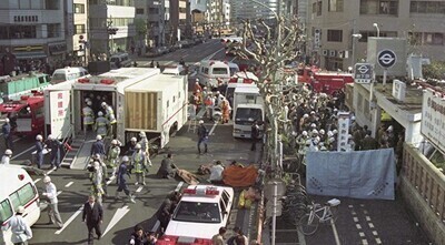 「日本の地下鉄サリン事件（死者14人）の画像、海外でヤバすぎると話題に」　ほか