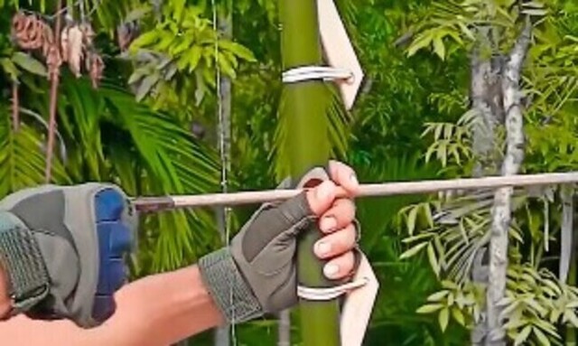 【動画】「竹」で一部可動式の強力な弓矢を作る方法がコチラｗｗｗ！！