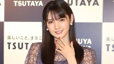 「【画像】道重さゆみさん(34)、スッピンで谷間を披露」　ほか