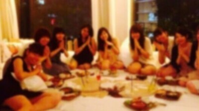 この女10人の食事、信じられない.jpg