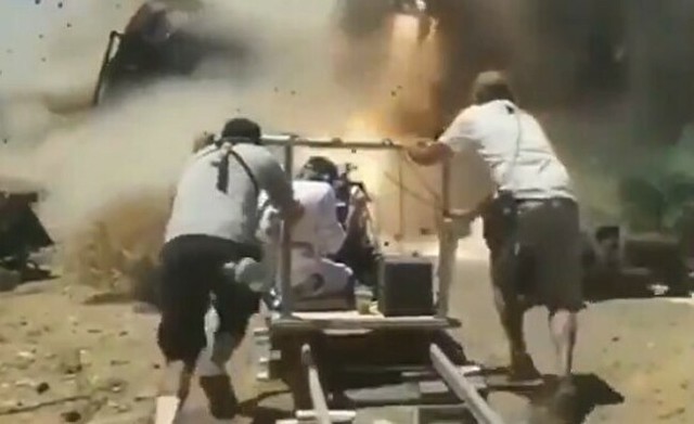 カメラマンがアクション映画.jpg