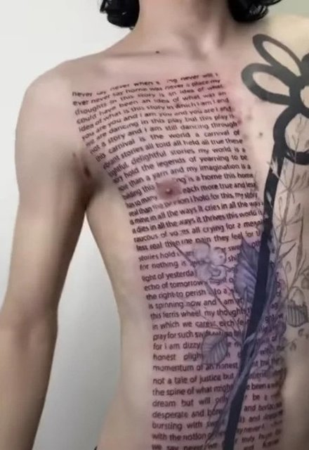 ダサい、失敗タトゥー集 (17).jpg