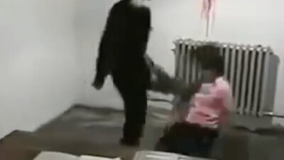 北朝鮮からの脱北に失敗した女性を拷問する動画が流出・・・.jpg