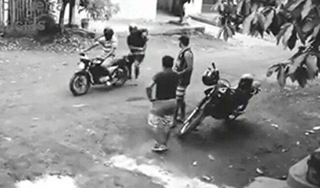 強盗が強盗から強盗する.jpg