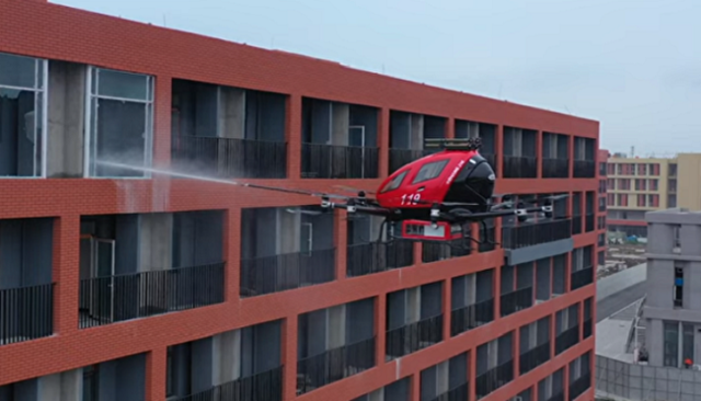 動画 未来の消防車や救急車はこうなる 高層火災救助訓練のドローン ひろぶろ