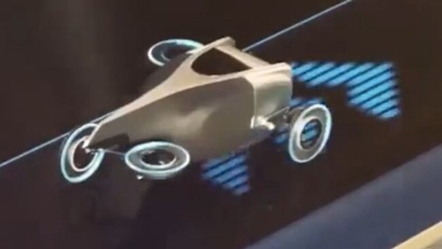 空も飛べる車のタイヤのアイデア.jpg