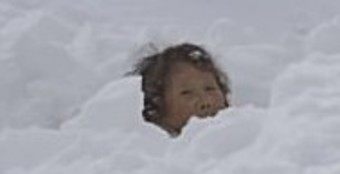 島根で雪に埋まって助けられた人