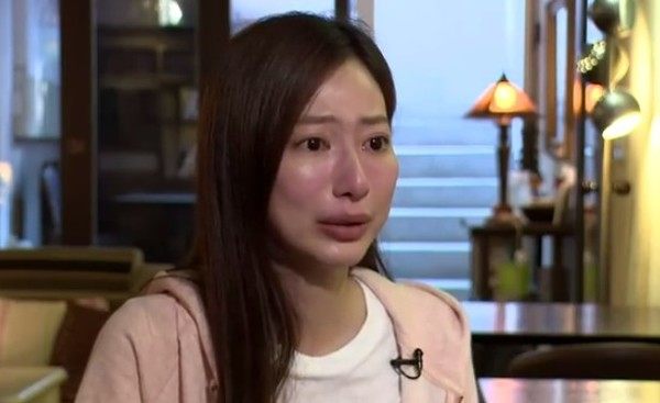 女性の招待。ミーム被害