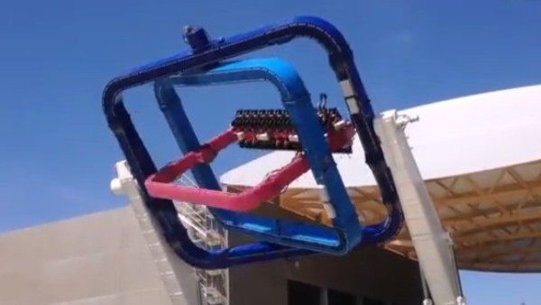 新しいジェットコースター