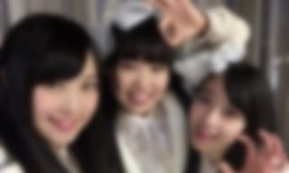ブスなのに美少女と写真撮る女の子