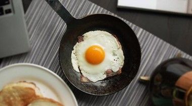 鉄のフライパン