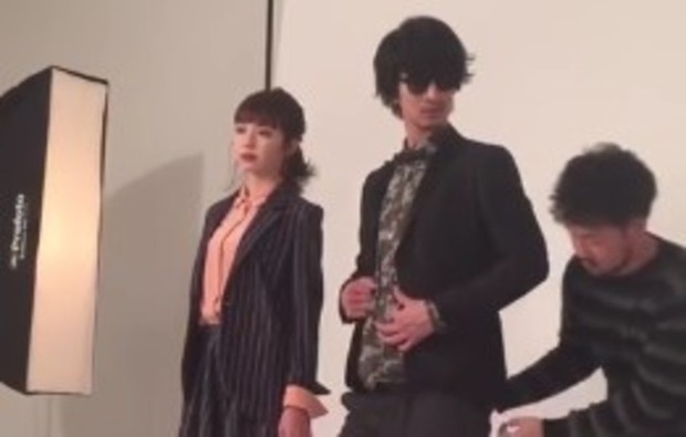 モデルのパンツ