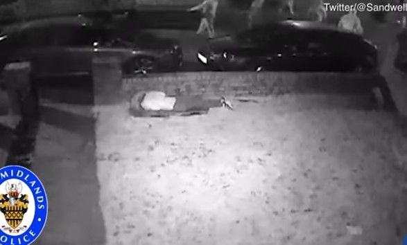 ギャングから逃げる方法