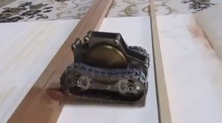 フライホイールカー、はずみ車