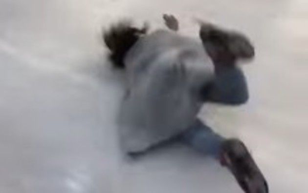 初めてのアイススケート